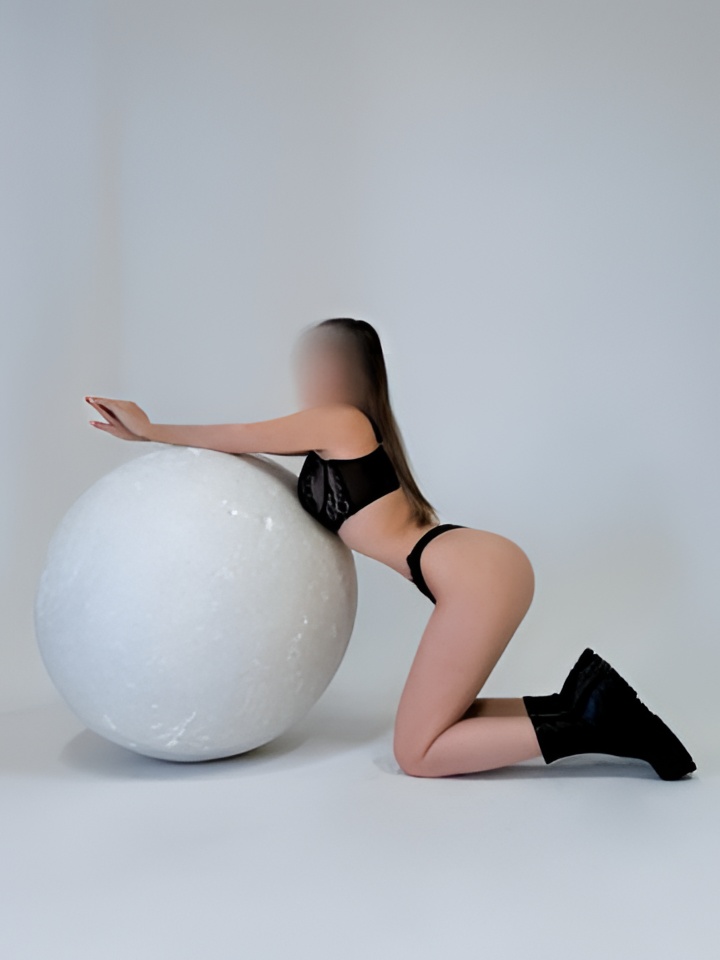 Индивидуалка Эмма, доступна для личного знакомства от 2000 руб