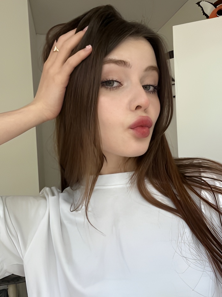 Инна привлекальеная девушка из Краснокаменска цена от 10000 руб