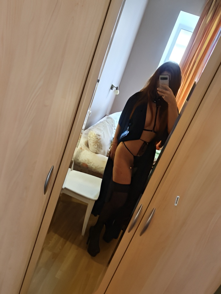 Лина привлекальеная девушка из Краснокаменска цена от 2500 руб