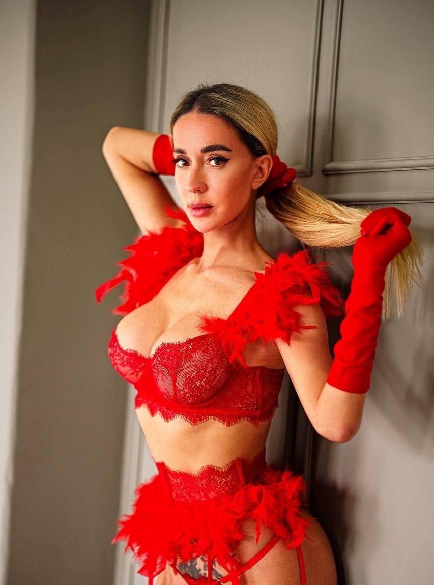 Ася привлекальеная девушка из Краснокаменска цена от 6000 руб