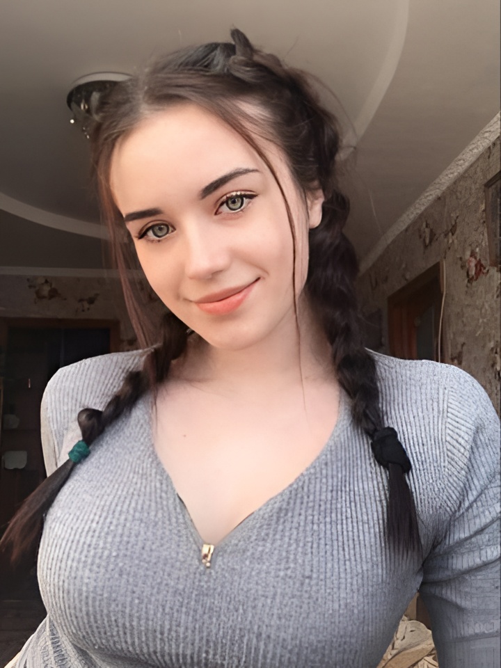 Индивидуалка Слава, доступна для личного знакомства от 10000 руб