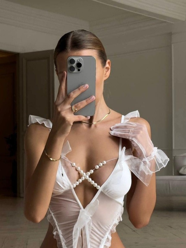 Людмила привлекательная девушка из Краснокаменска цена от 6000 руб